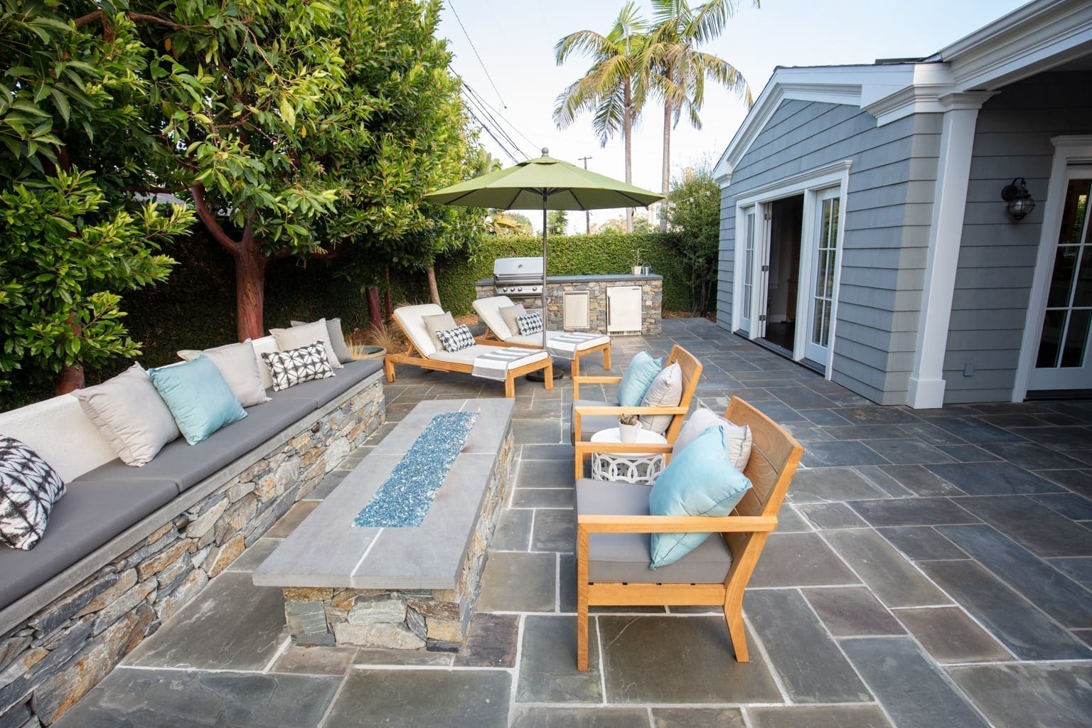 How to Design a Minimalist Garden in Los Angeles